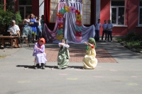 В Гостицком поселении на площадке у Дома культуры п. Сельхозтехника прошёл праздник ко Дню защиты детей. 